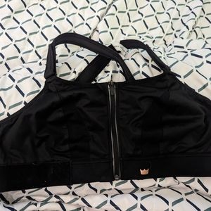 Shefit plus size sports bra new without tags